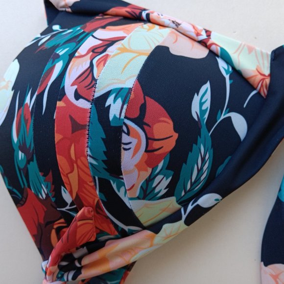 NWT Padded Bikini Top Floral - Picture 6 of 9